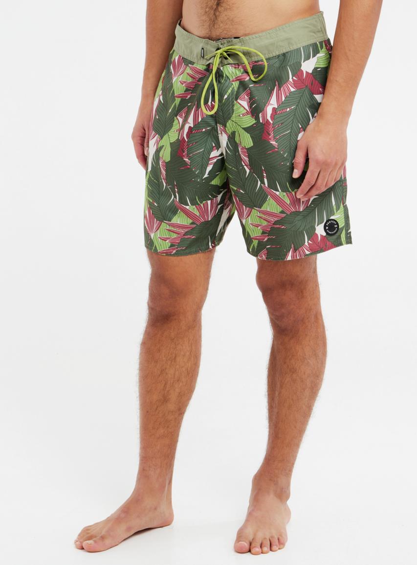 2710331_476_model_front-half_01