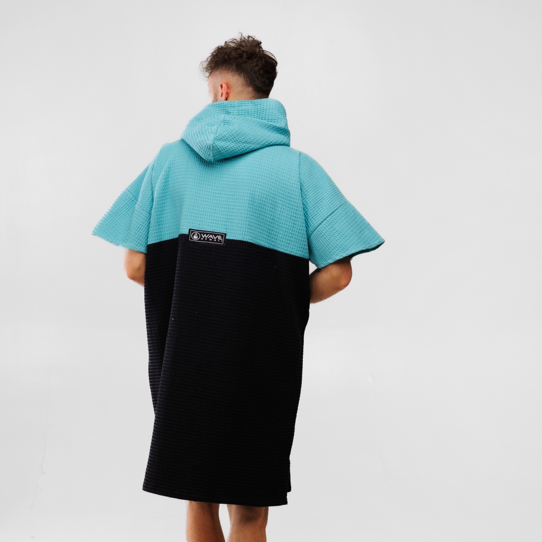 wave_hawaii_travel_poncho_pahoa lxl sps241_3.jpg