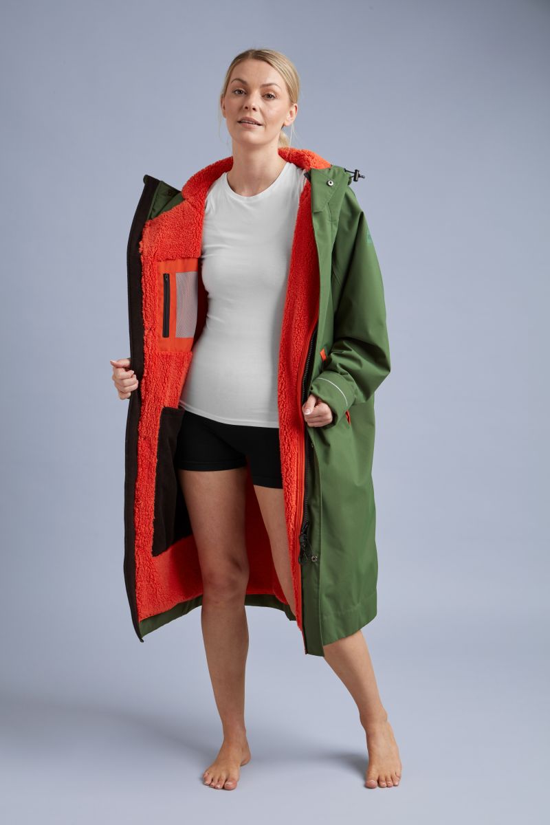 3 Pro_Change_Robe_Forest_Green_F_Main_Open.jpg