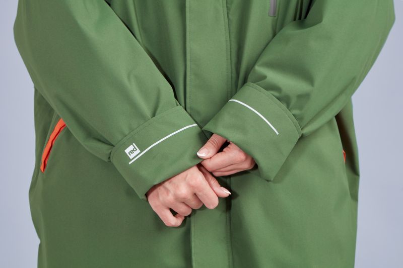 10 Pro_Change_Robe_Forest_Green_F_Detail_08.jpg