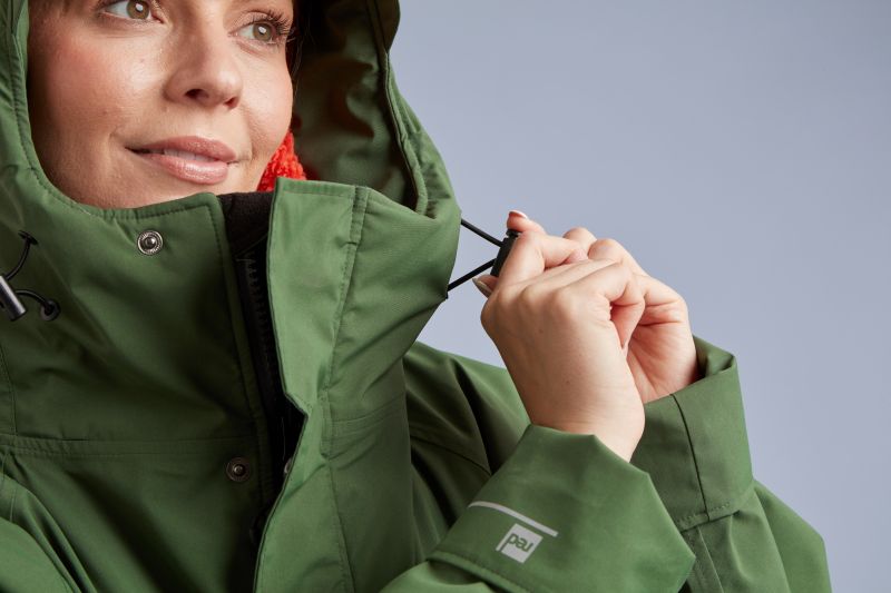 14 Pro_Change_Robe_Forest_Green_F_Detail_12.jpg