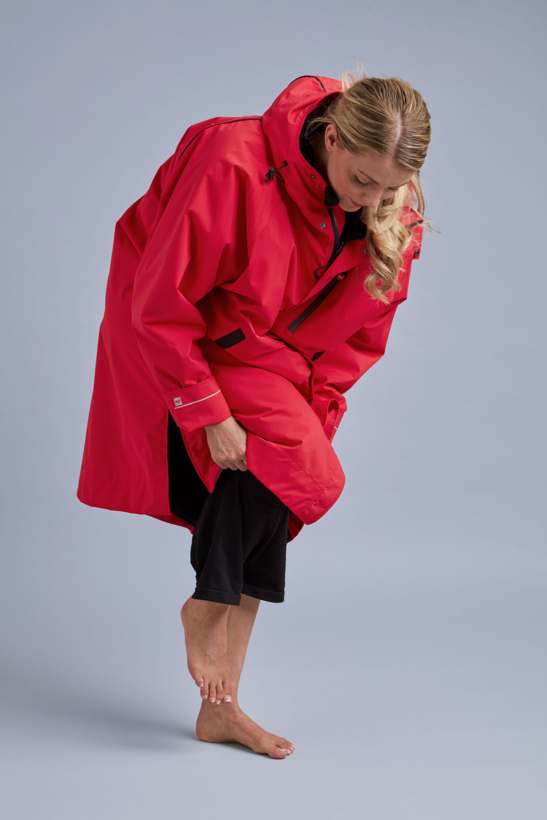 4 Pro_Change_Robe_Siren_Red_F_Main_Flamingo.jpg