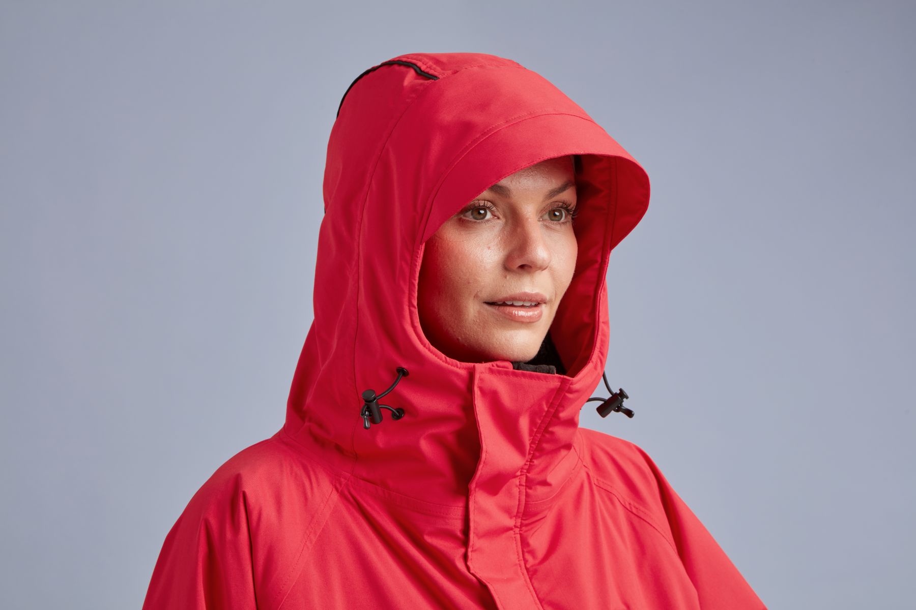 6 Pro_Change_Robe_Siren_Red_F_Detail_06.jpg