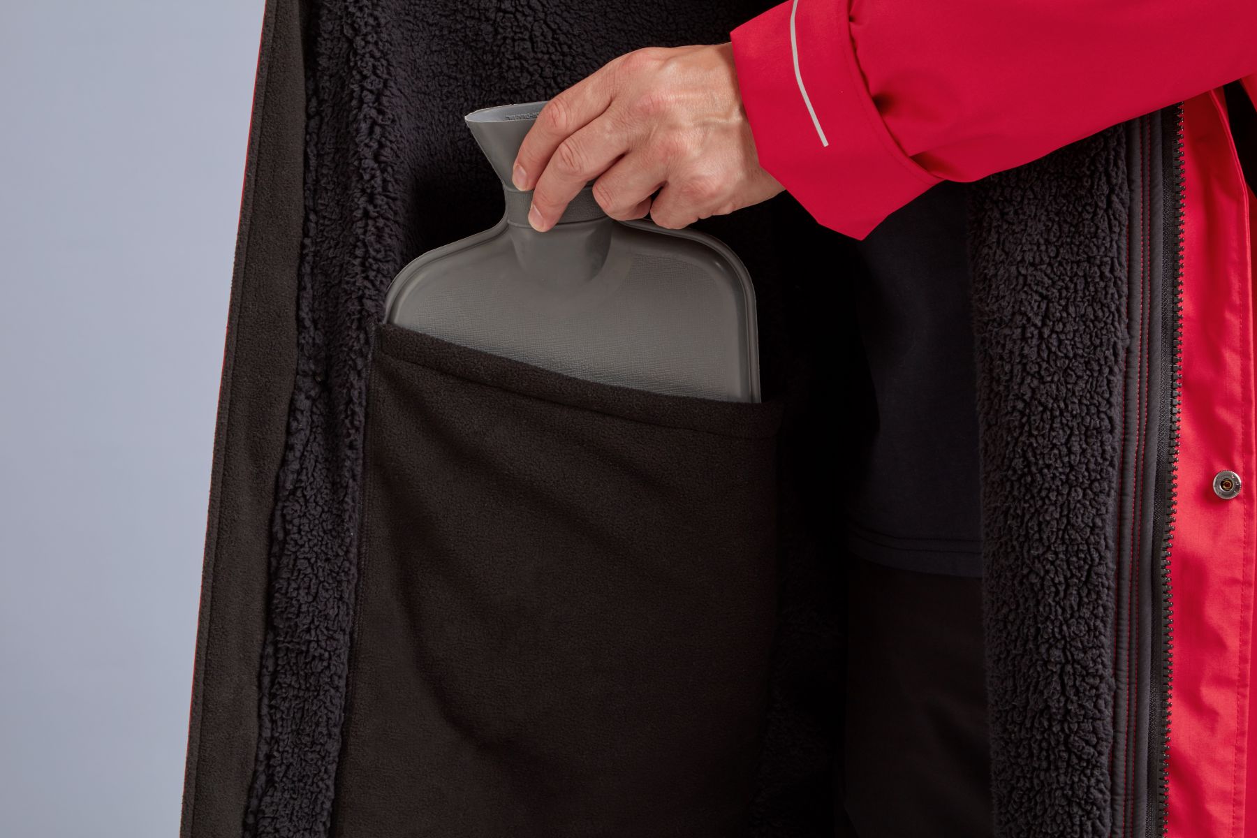 14 Pro_Change_Robe_Siren_Red_M_Detail_14.jpg