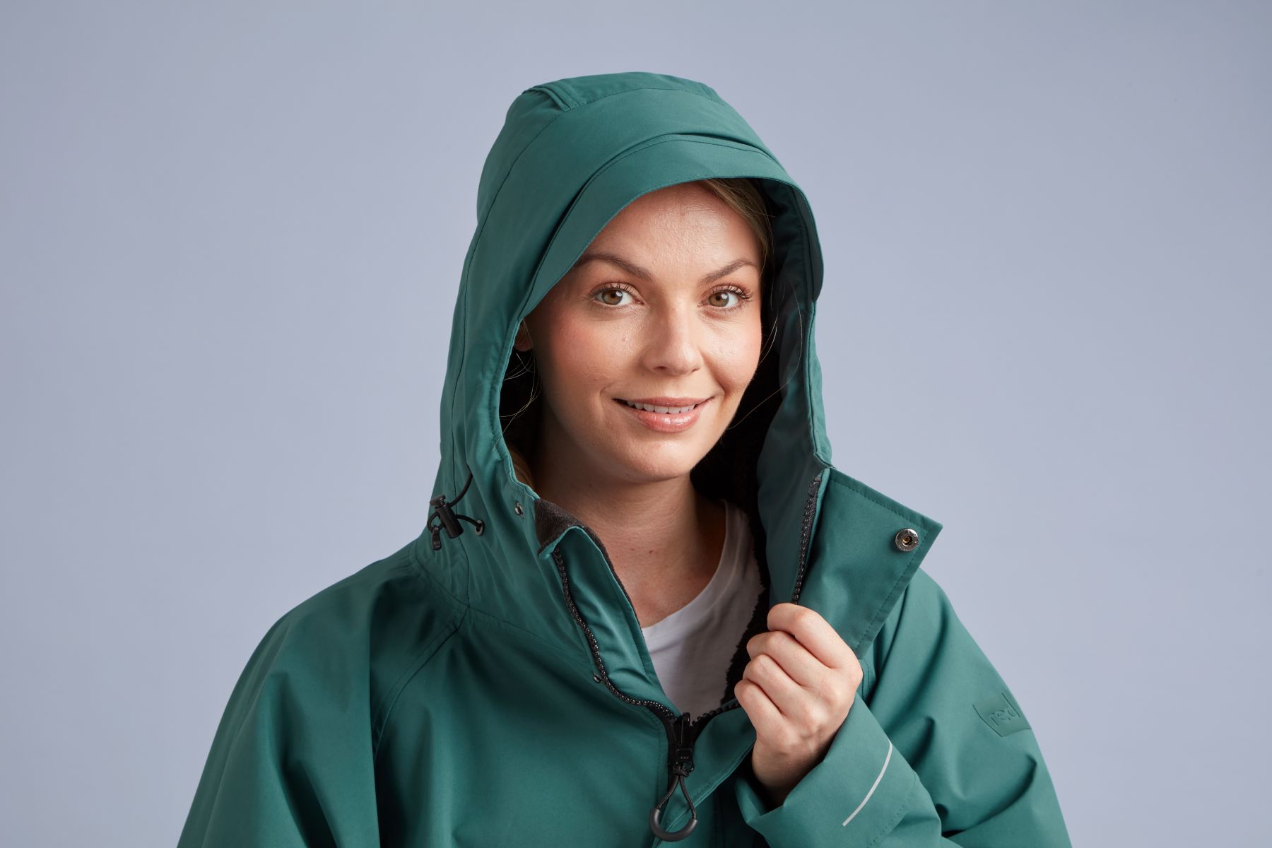 6 Pro_Change_Robe_Deep_Teal_F_Detail_06_red.jpg