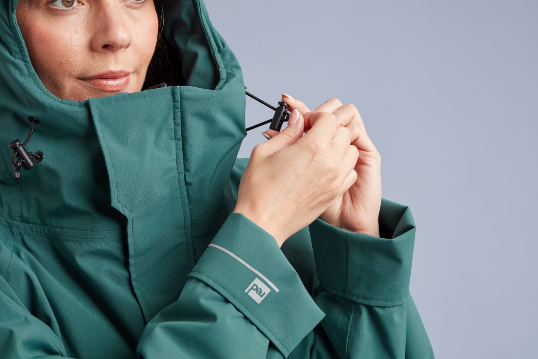 12 Pro_Change_Robe_Deep_Teal_F_Detail_12_red.jpg