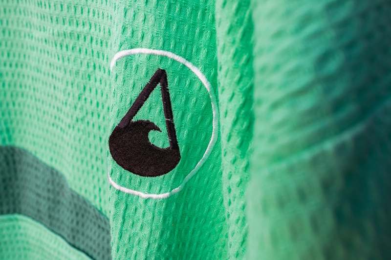 Wave Hawaii Travelponcho Breese (6).jpg