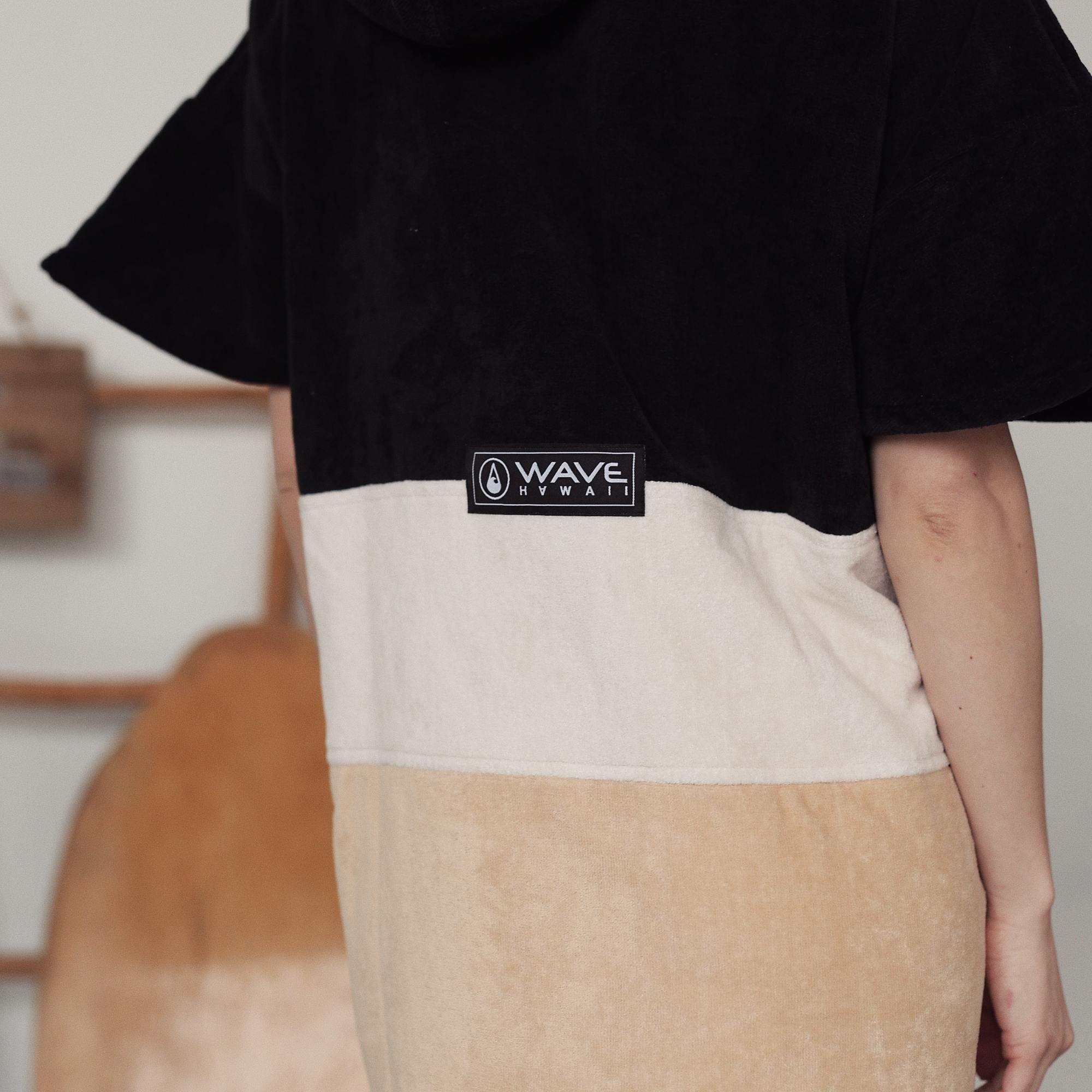 WAVE HAWAII Poncho Safaga M_back.jpg