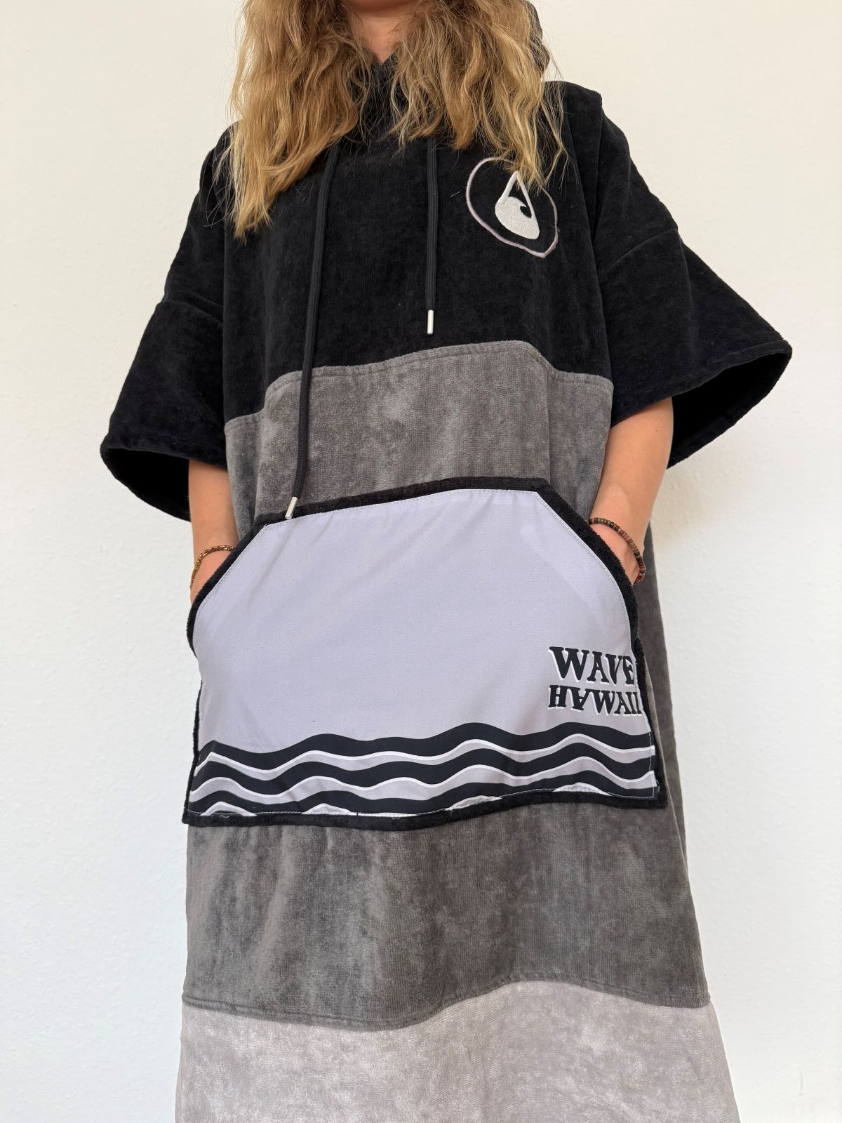 WAVE HAWAII Poncho Durban Jo 603_2.jpg