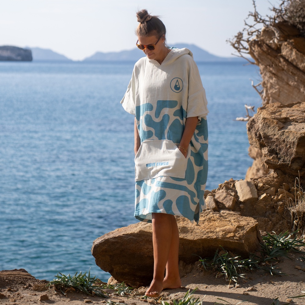 1_Wave Hawaii NatureLite Poncho Beach Ocean Camou_F.jpg