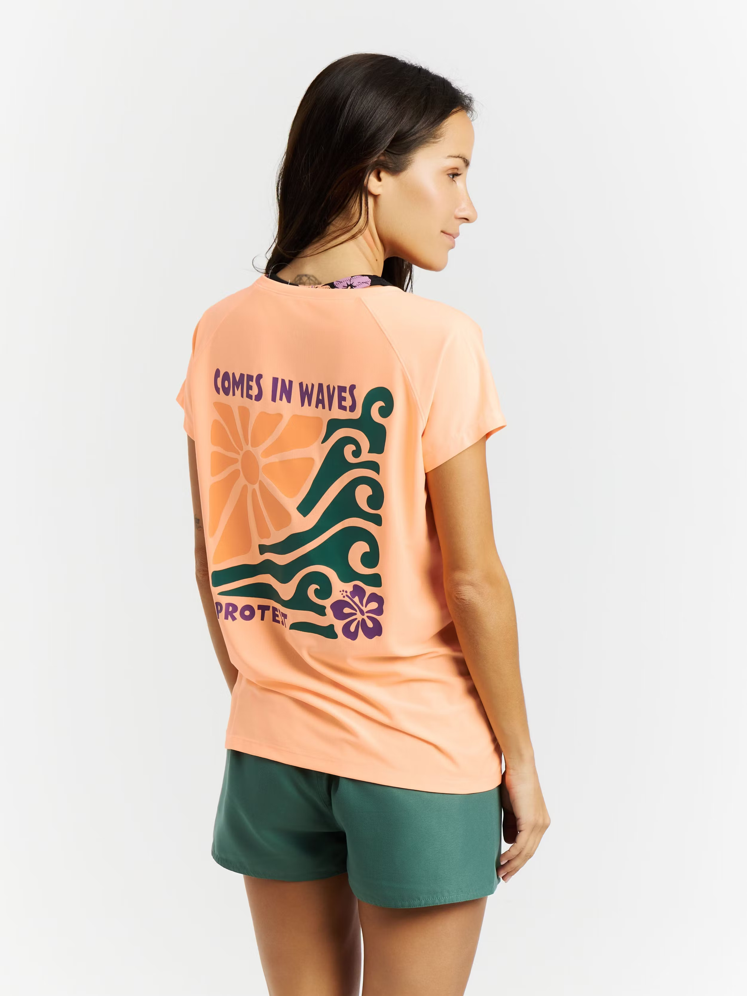 73661002_126_model_back-half_01.jpg