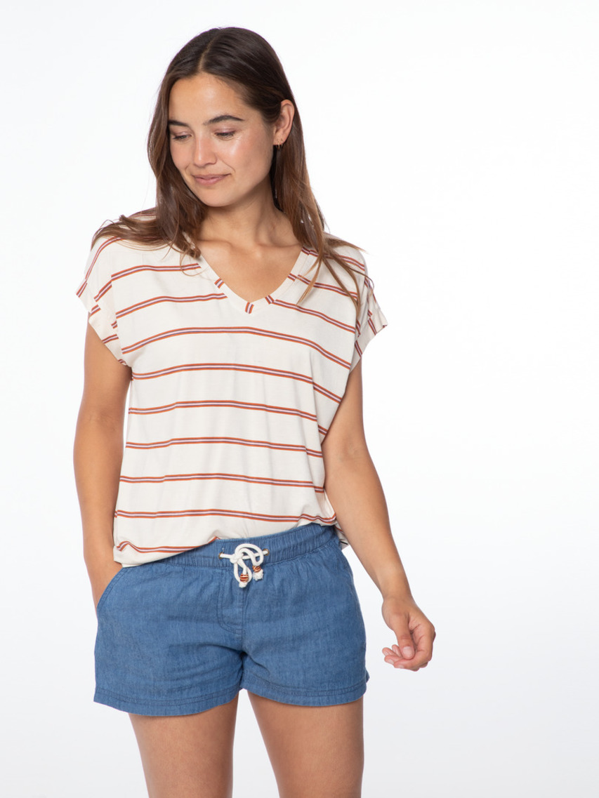 1610621_101_model_front-half_01_web